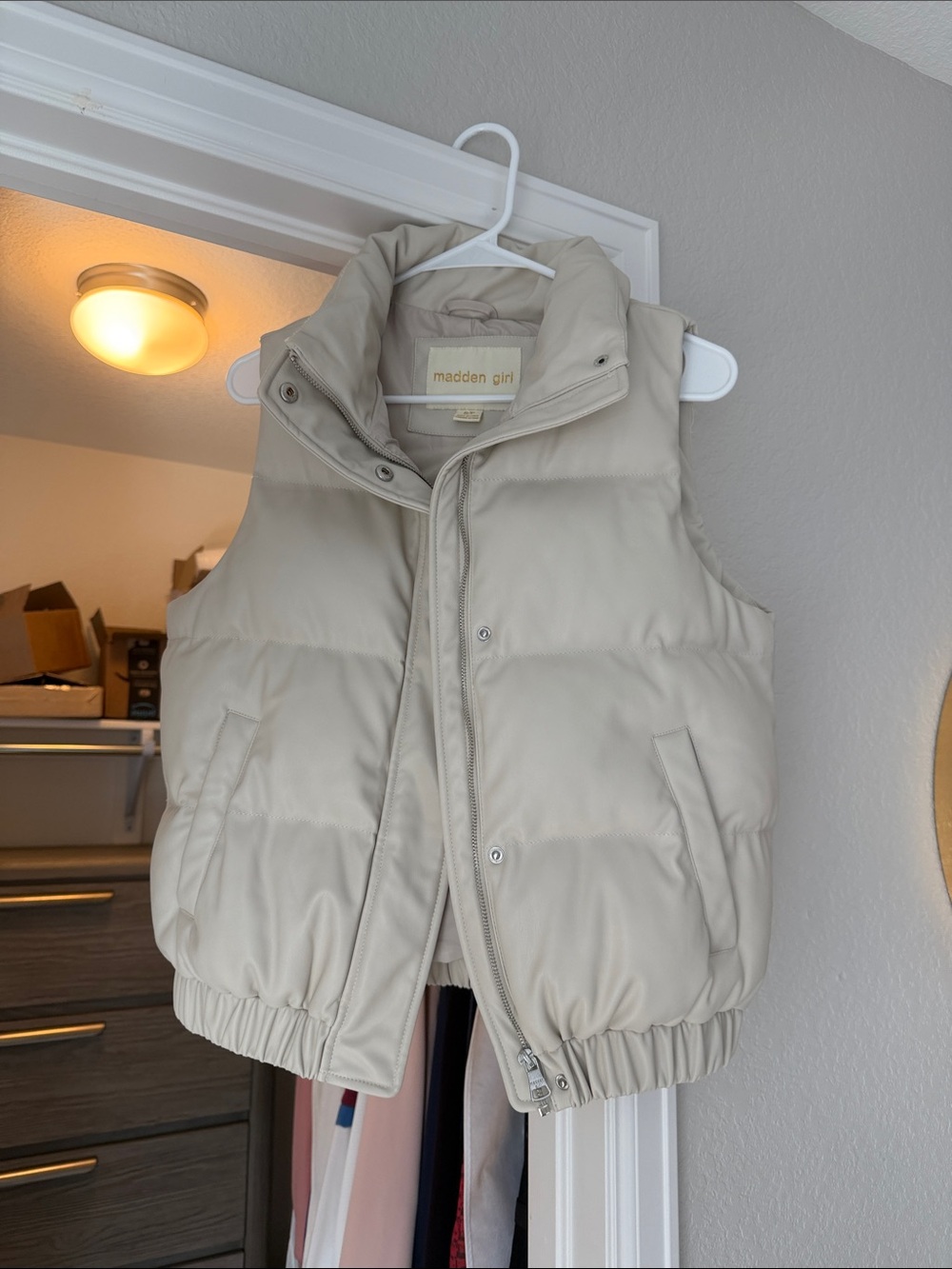 Madden Girl Beige Quilted Puffer Vest